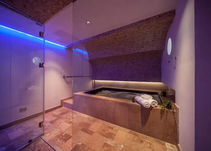 Lit Hotel 5*